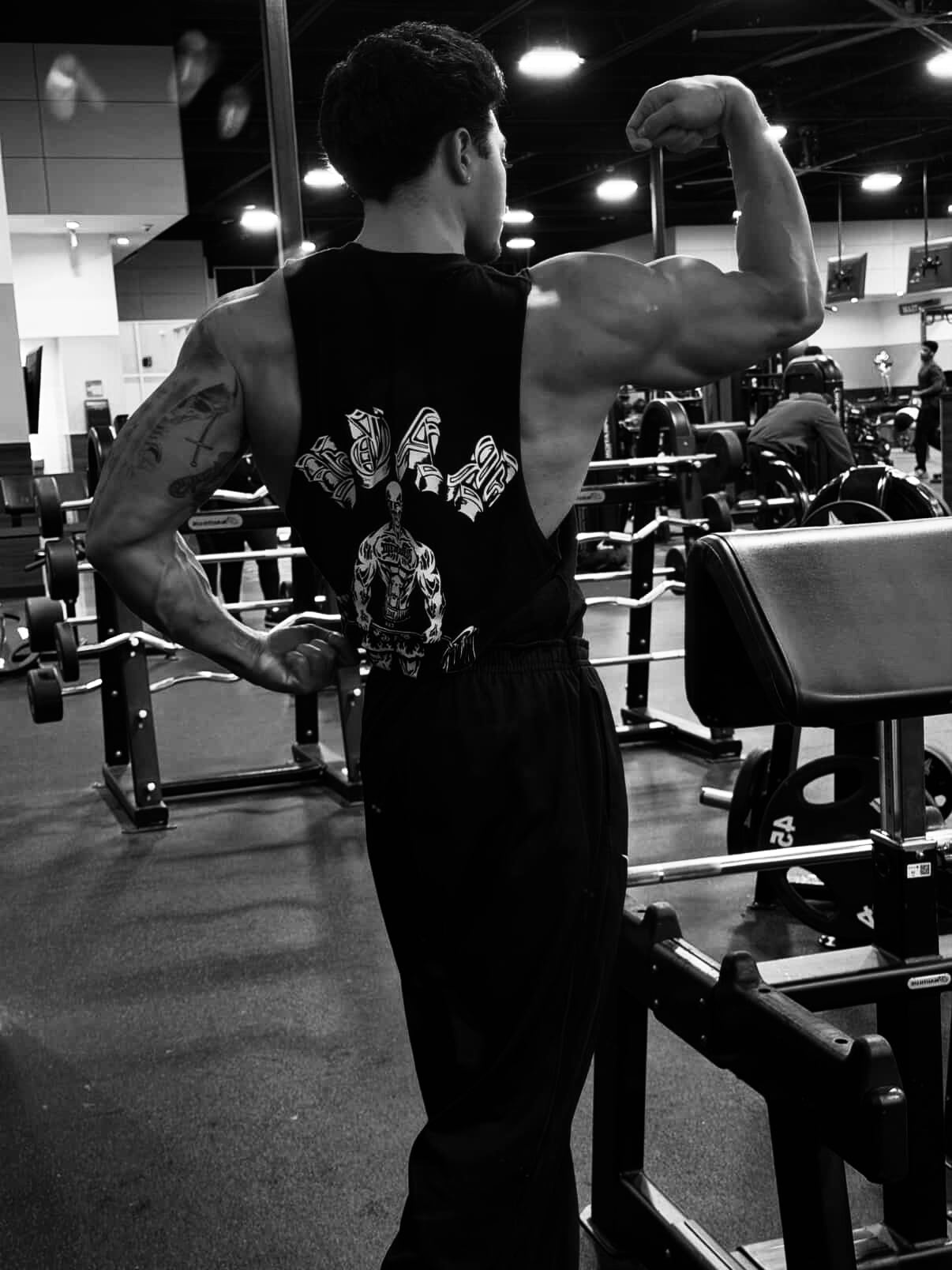 “Barbell Club” gym tank